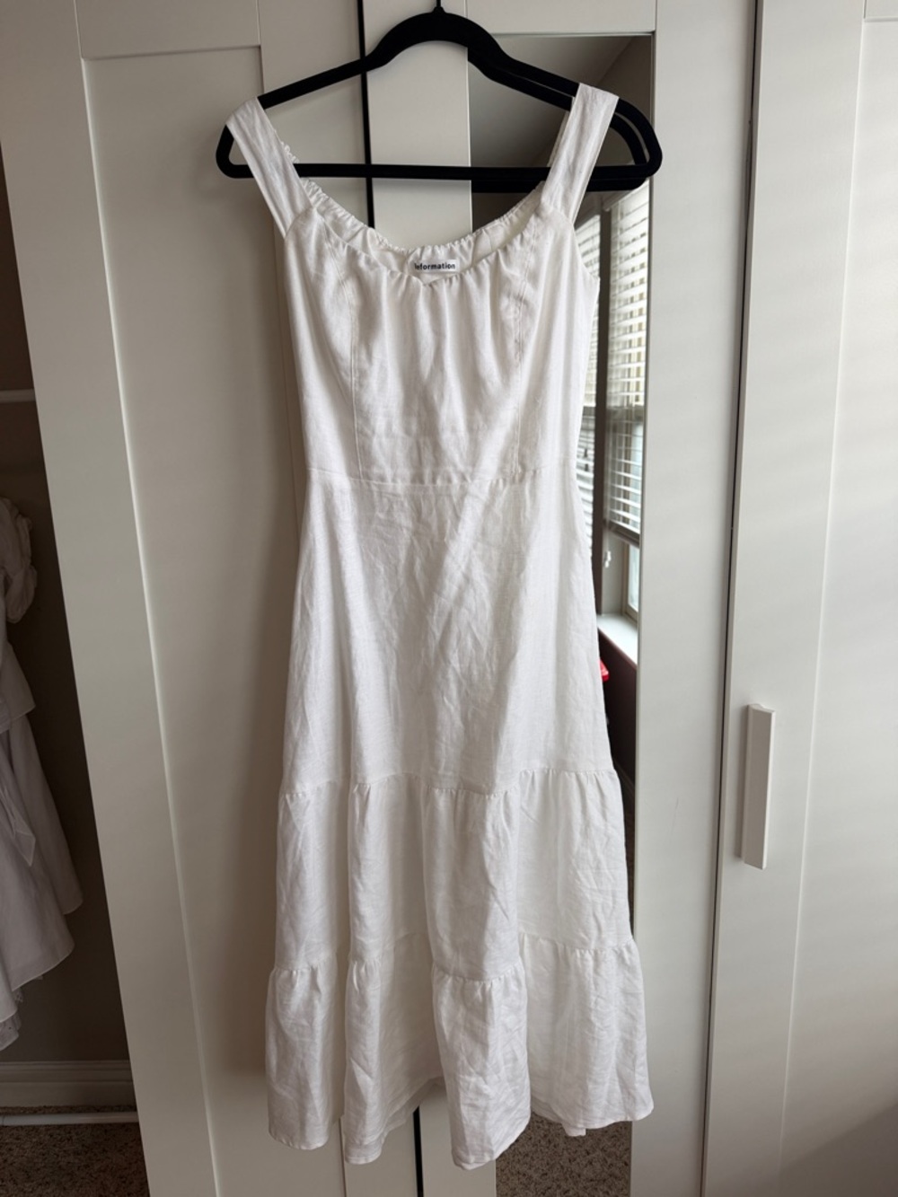 NWT Reformation White linen Sleeveless Tiered Dress 0